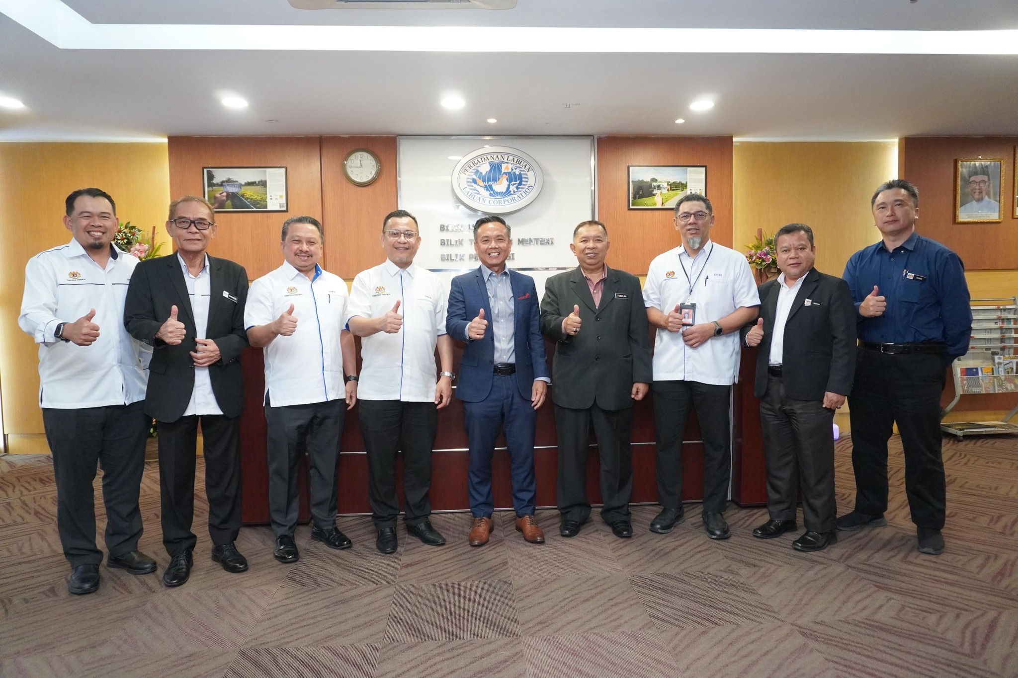 Kunjung Hormat Jabatan Pendidikan Labuan ke Pejabat Timbalan Pengerusi ...